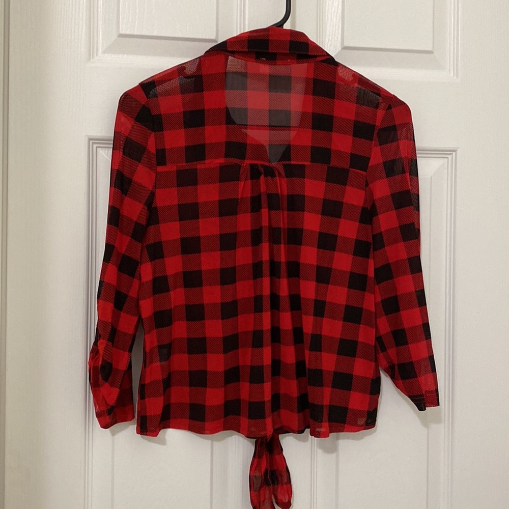 Black and Red Plaid Tie Front 3/4 Sleeve Top - Picture 11 of 12